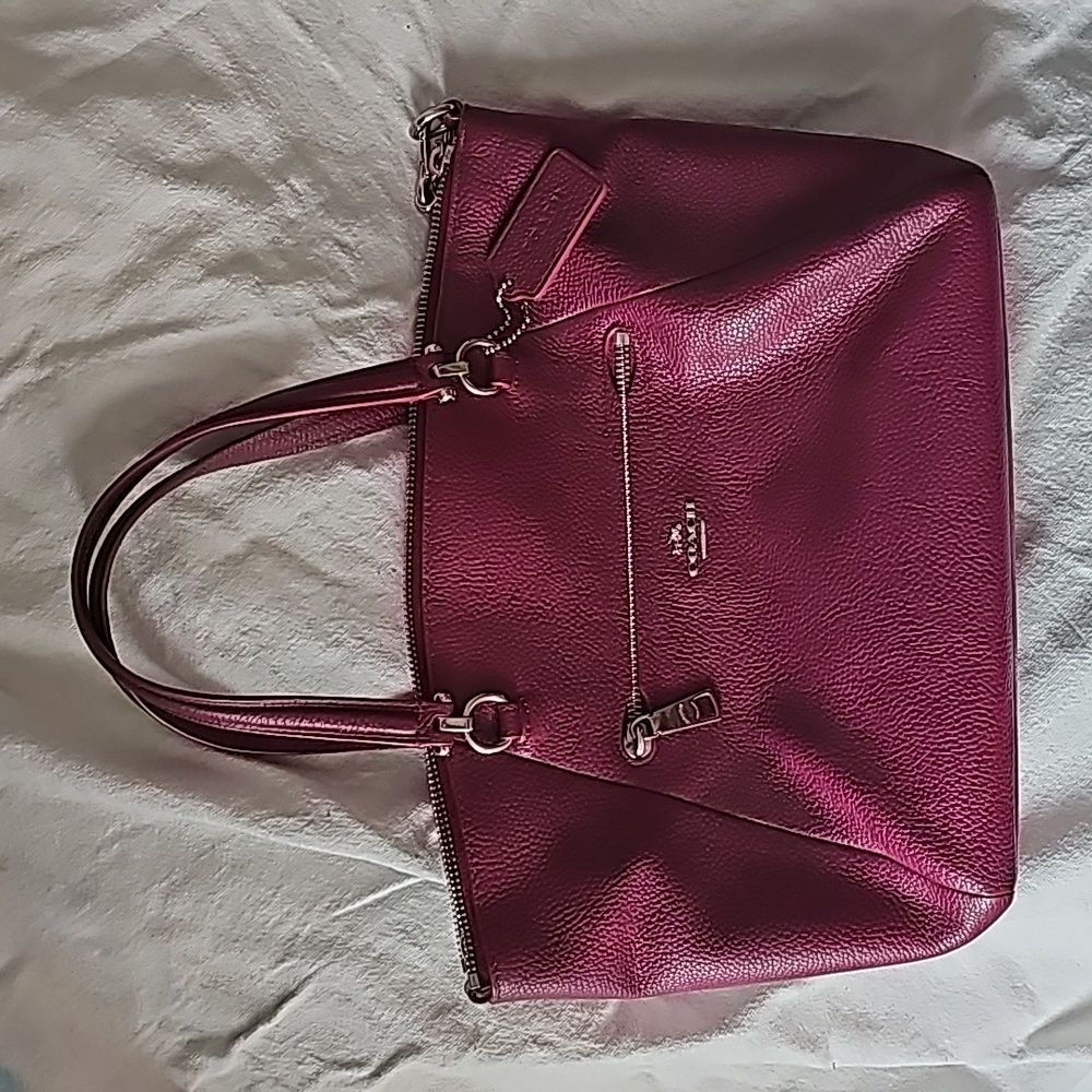 NWT Coach  Cross Grain Leather Black Cherry Gallery Tote Shoulder bag
